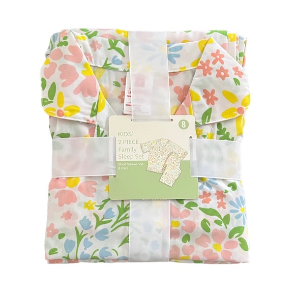 NEW Girl’s size 8 Mommy & Me Matching Family Pajama Set Floral - Picture 10 of 10